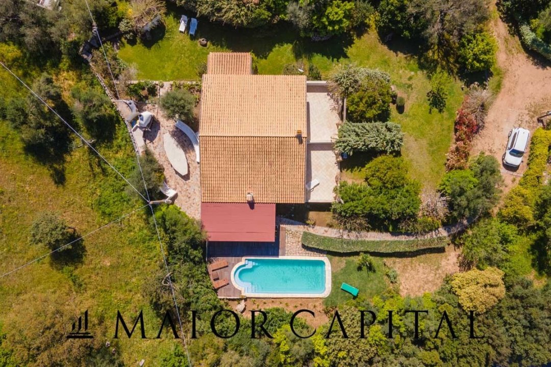 Se vende villa in zona tranquila Arzachena Sardegna foto 47