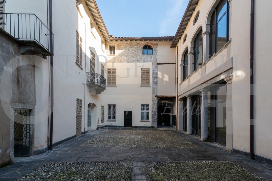 For sale palace in city Como Lombardia foto 2