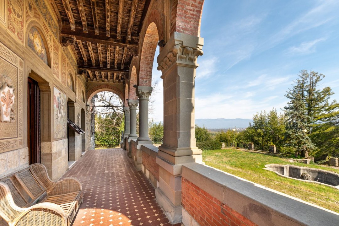 A vendre château in zone tranquille Bucine Toscana foto 14