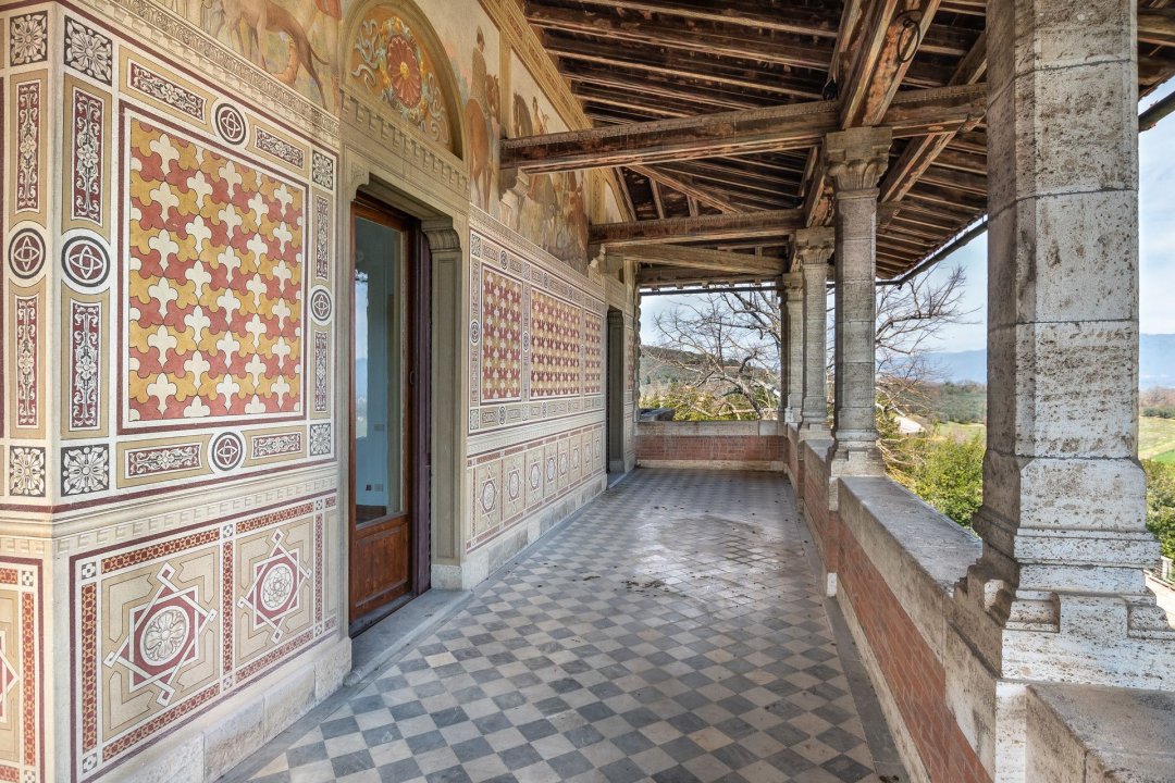 A vendre château in zone tranquille Bucine Toscana foto 4