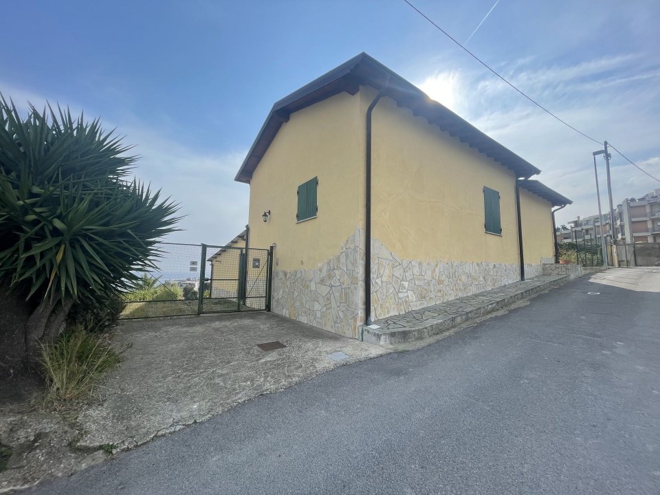 A vendre villa in zone tranquille Sanremo Liguria foto 3