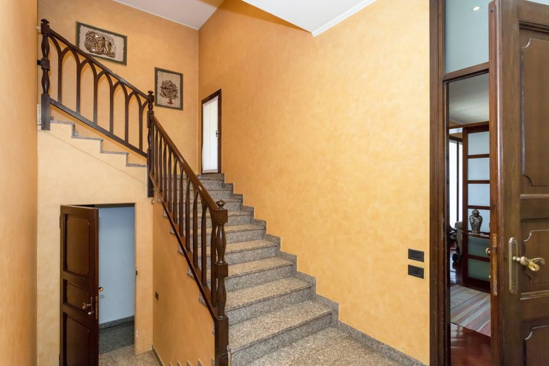 A vendre villa in zone tranquille Bernareggio Lombardia foto 8