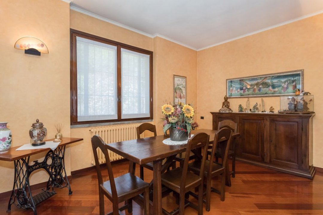A vendre villa in zone tranquille Bernareggio Lombardia foto 16