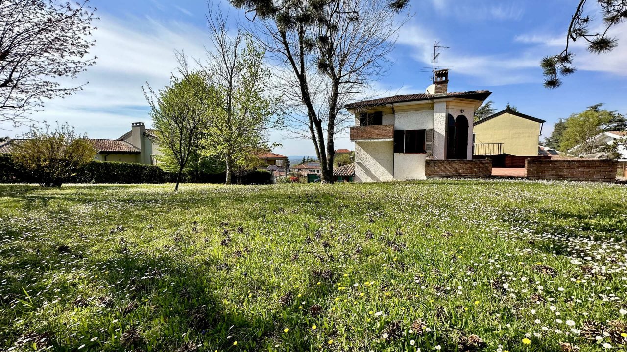 Se vende villa in zona tranquila Tortona Piemonte foto 24
