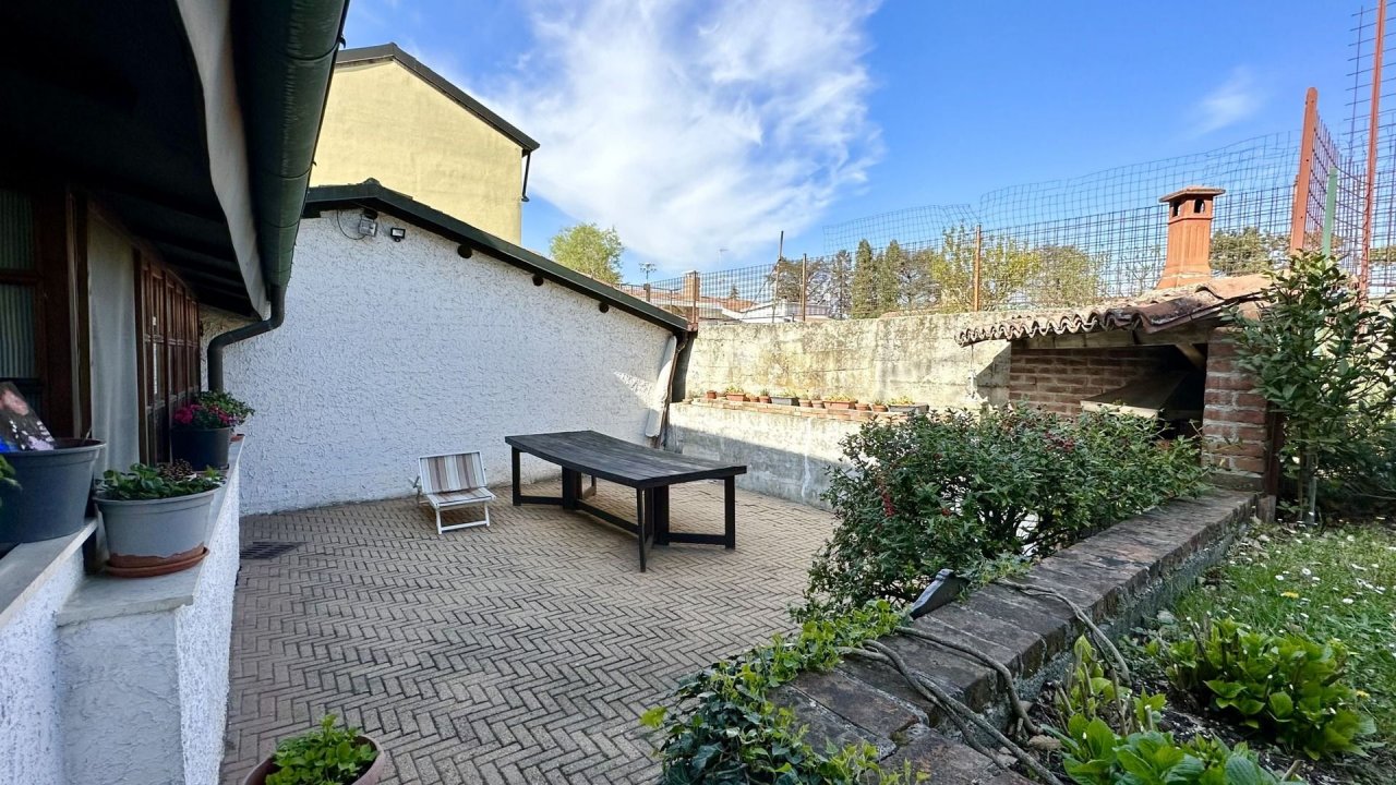 A vendre villa in zone tranquille Tortona Piemonte foto 8