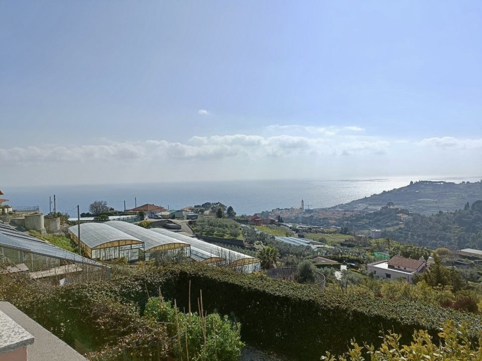 Se vende villa in zona tranquila Sanremo Liguria foto 1