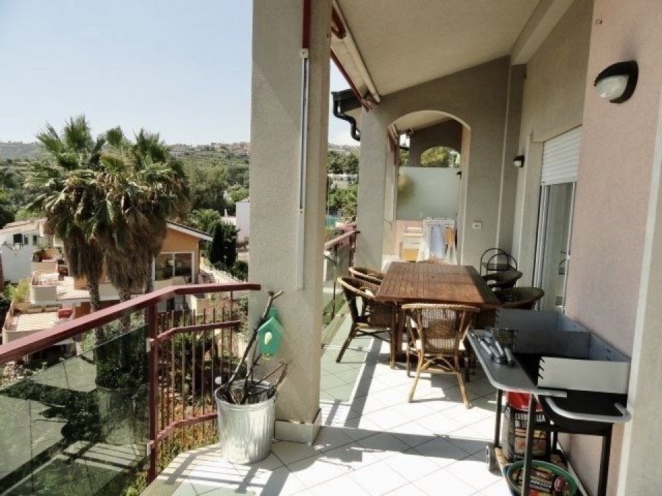 A vendre penthouse in zone tranquille Sanremo Liguria foto 4