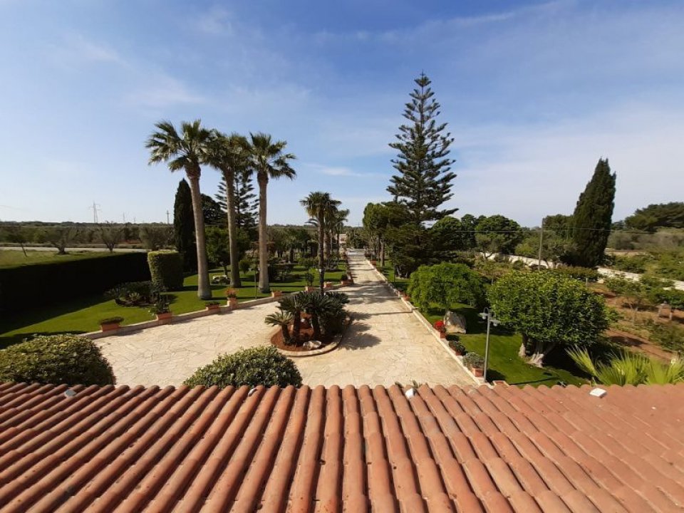 A vendre villa in zone tranquille Carovigno Puglia foto 13