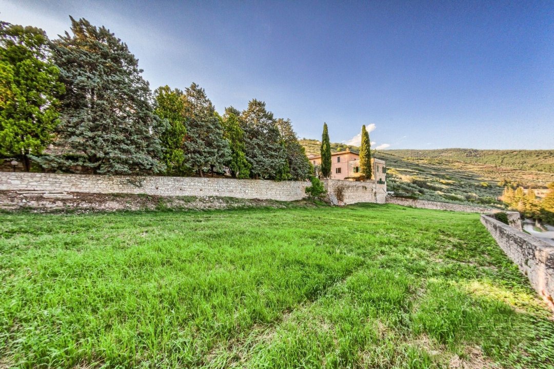A vendre villa in zone tranquille Spello Umbria foto 32