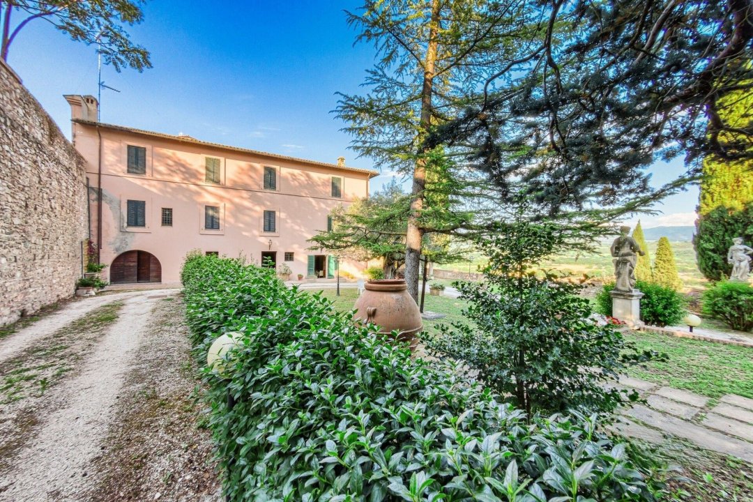 Zu verkaufen villa in ruhiges gebiet Spello Umbria foto 2