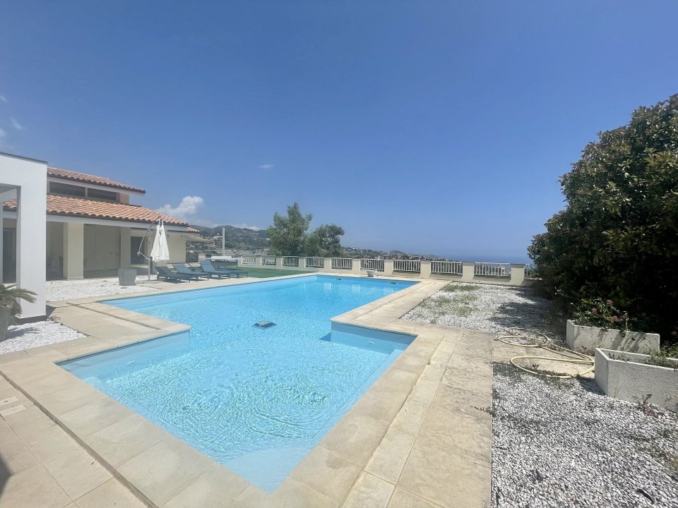A vendre villa in zone tranquille Sanremo Liguria foto 5