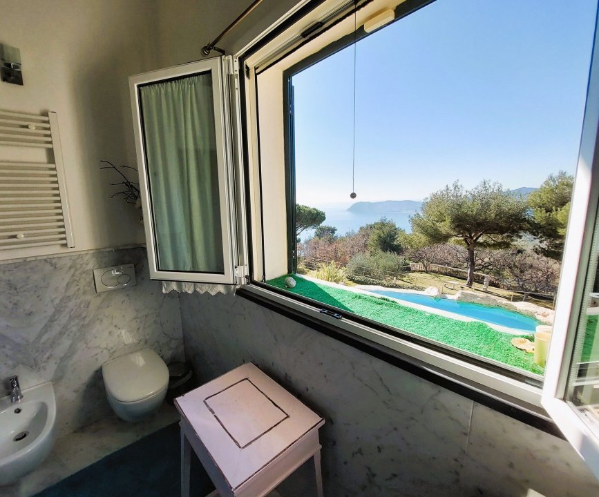 Zu verkaufen villa in ruhiges gebiet Alassio Liguria foto 29
