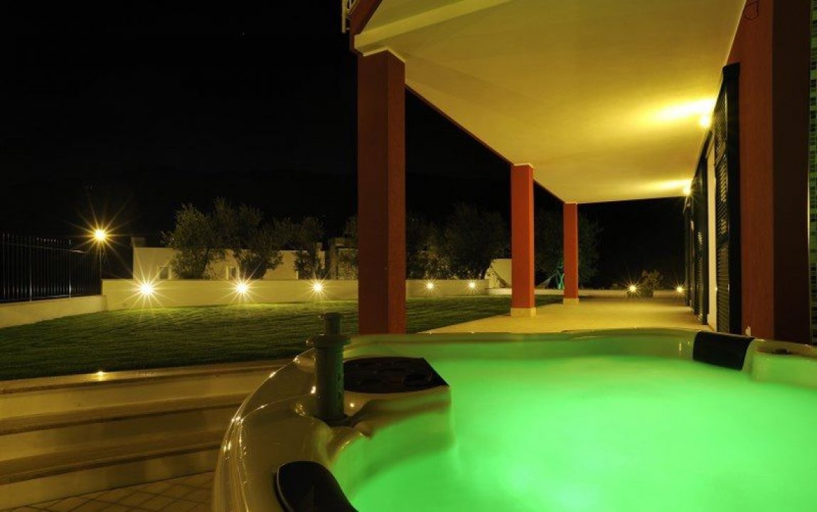 Se vende villa in zona tranquila Alassio Liguria foto 36