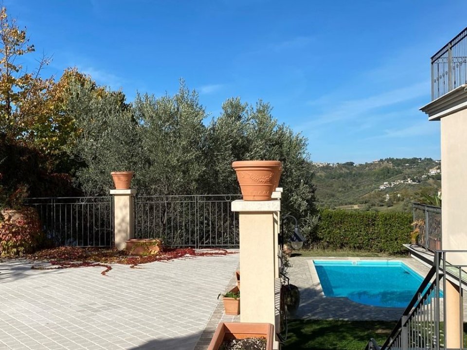 A vendre villa in zone tranquille Spoltore Abruzzo foto 11