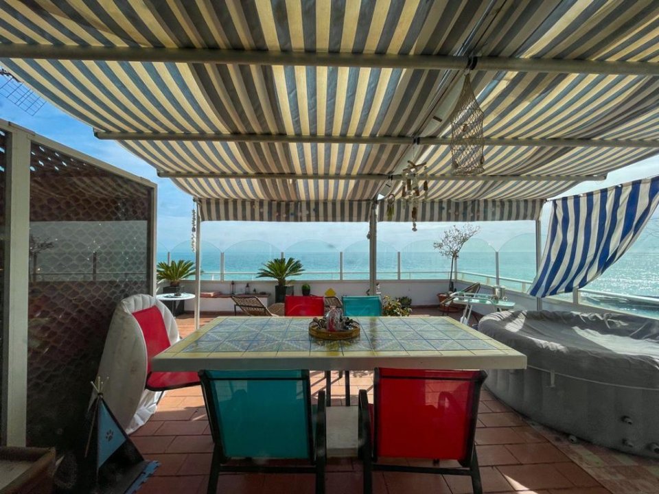 Zu verkaufen penthouse by the meer Sanremo Liguria foto 3