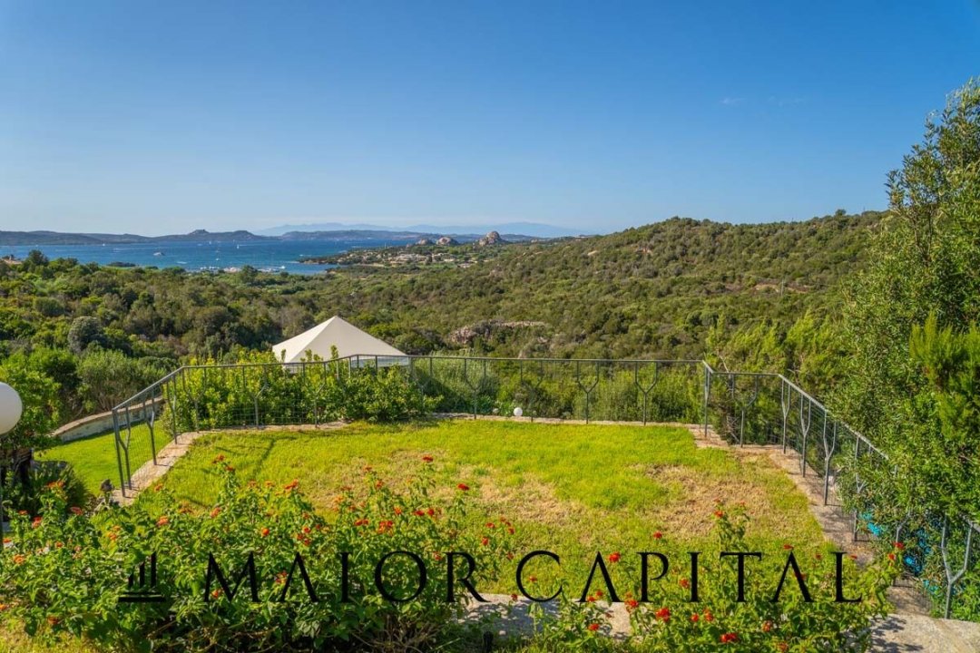 For sale villa by the sea Arzachena Sardegna foto 30