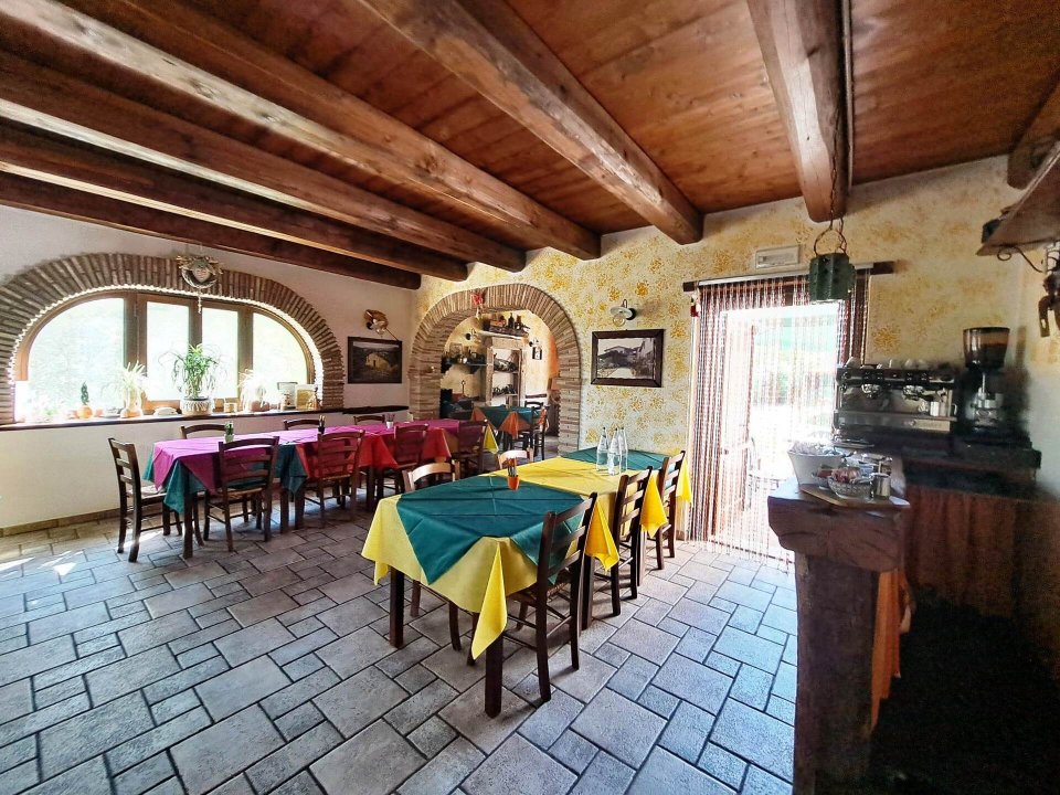 For sale cottage in quiet zone Cascia Umbria foto 18