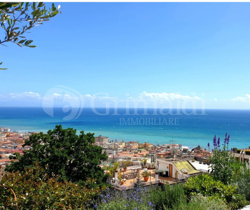 For sale penthouse in city Salerno Campania foto 14