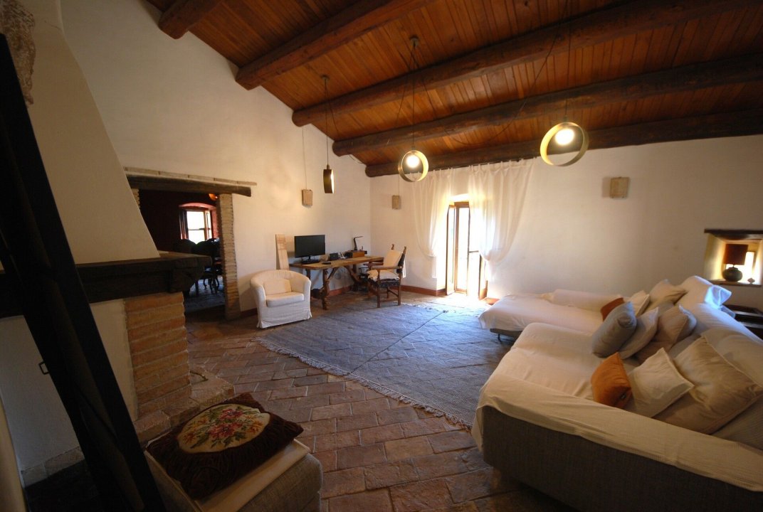 For sale cottage in quiet zone Spoleto Umbria foto 5
