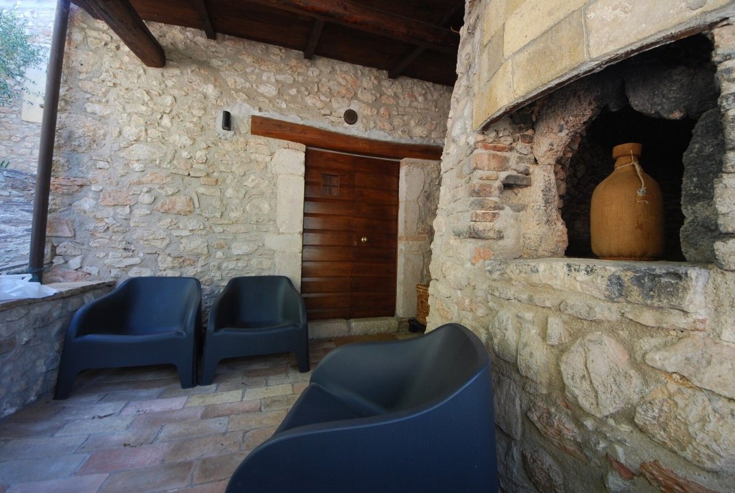 For sale cottage in quiet zone Spoleto Umbria foto 2
