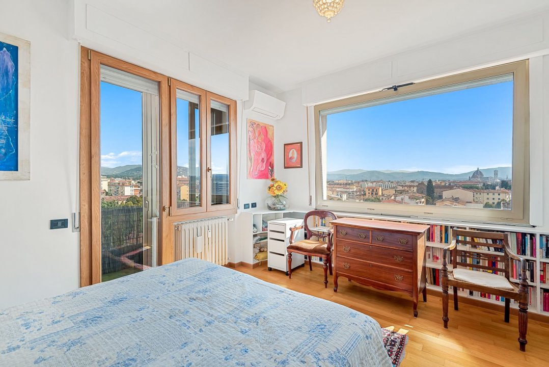 For sale penthouse in city Firenze Toscana foto 45