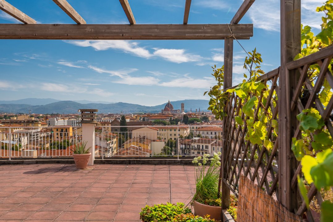 For sale penthouse in city Firenze Toscana foto 6