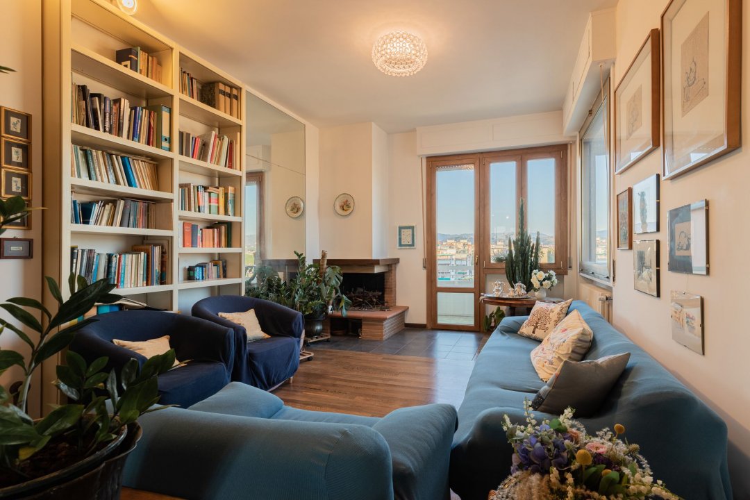 For sale penthouse in city Firenze Toscana foto 35
