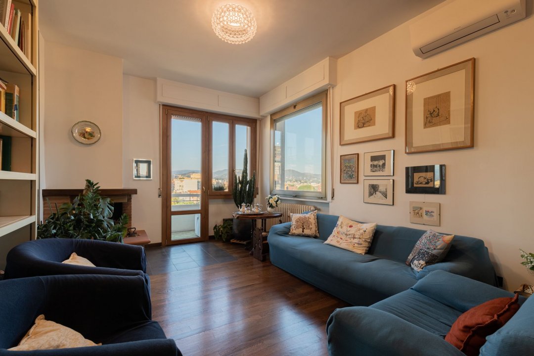 For sale penthouse in city Firenze Toscana foto 34