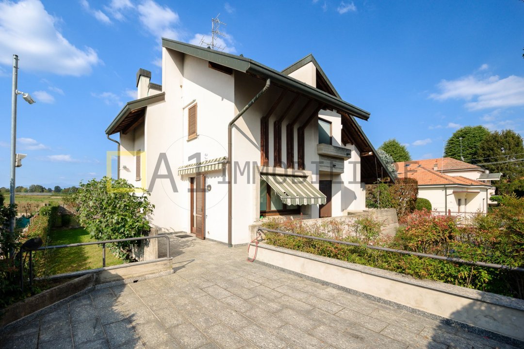 For sale villa in quiet zone Lentate sul Seveso Lombardia foto 28