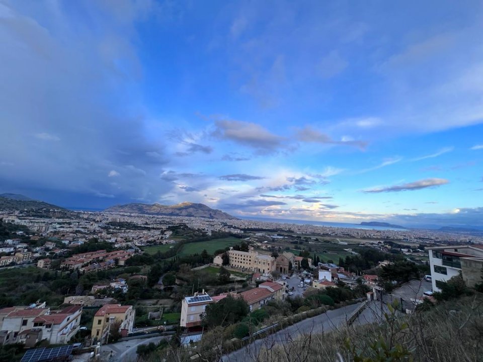 Se vende transacción inmobiliaria in zona tranquila Palermo Sicilia foto 15