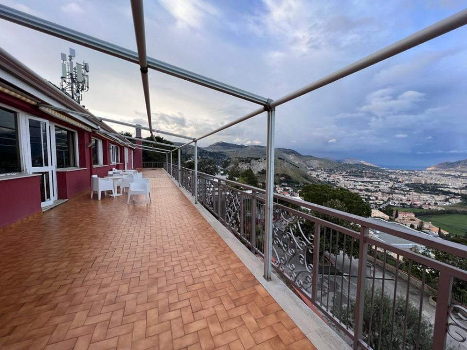 Para venda transação imobiliária in zona tranquila Palermo Sicilia foto 5