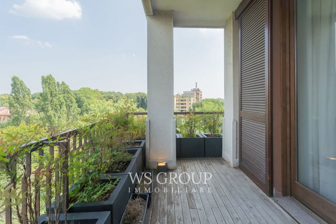 A vendre penthouse in zone tranquille Monza Lombardia foto 11