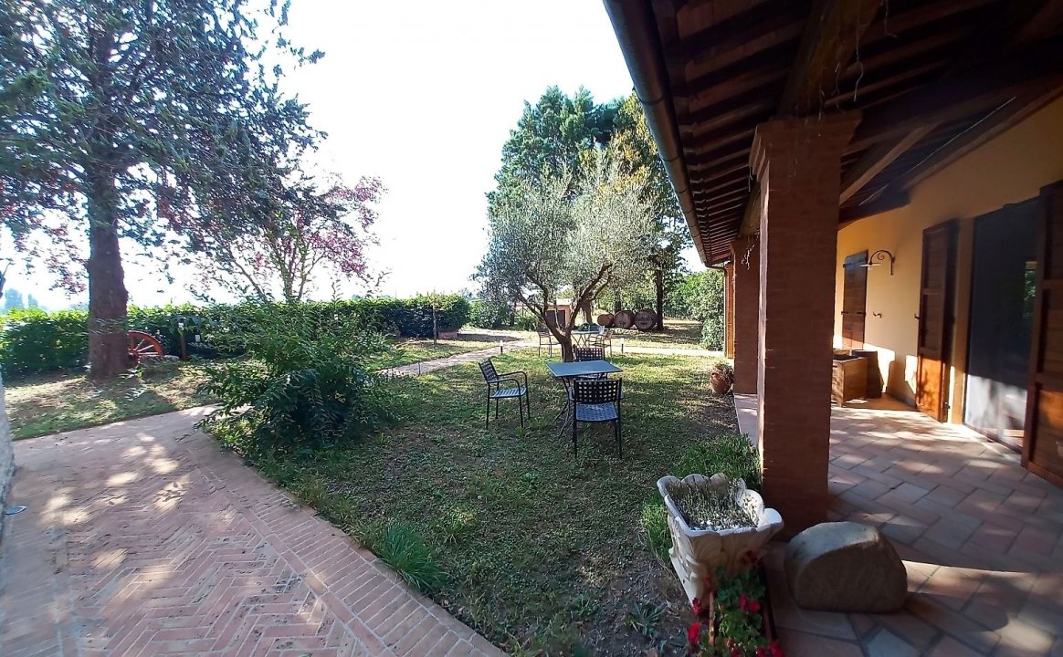 For sale cottage in quiet zone Nocera Umbra Umbria foto 16