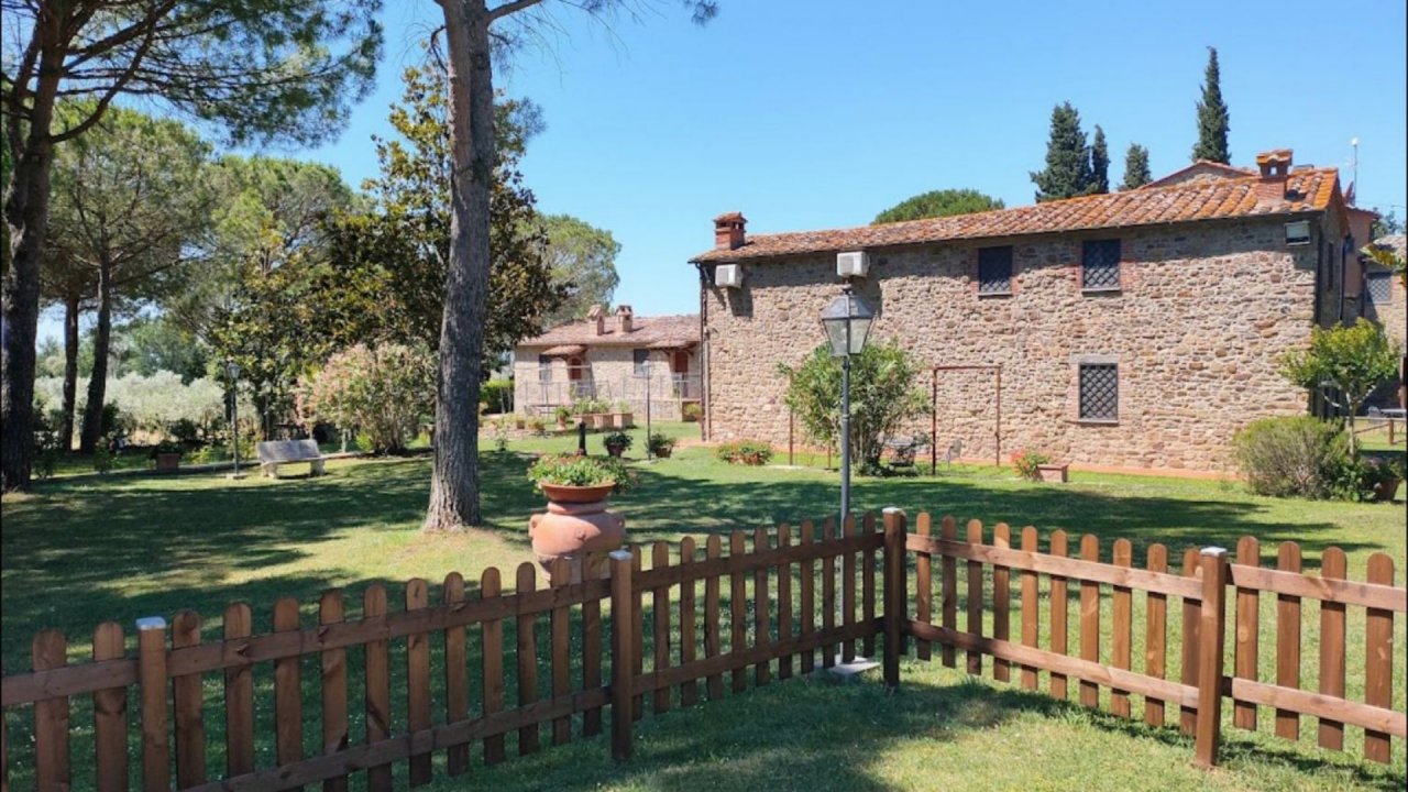 For sale villa in  Tuoro sul Trasimeno Umbria foto 13