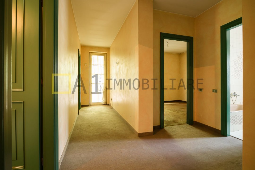 For sale villa in city Lentate sul Seveso Lombardia foto 30