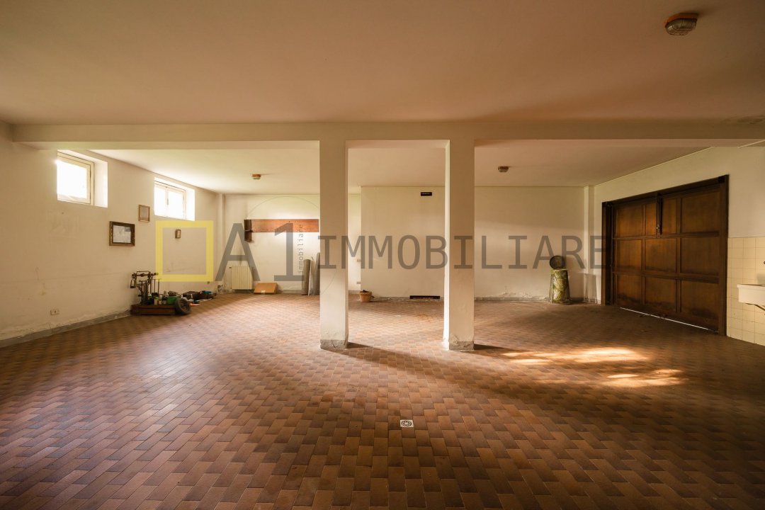 For sale villa in city Lentate sul Seveso Lombardia foto 48