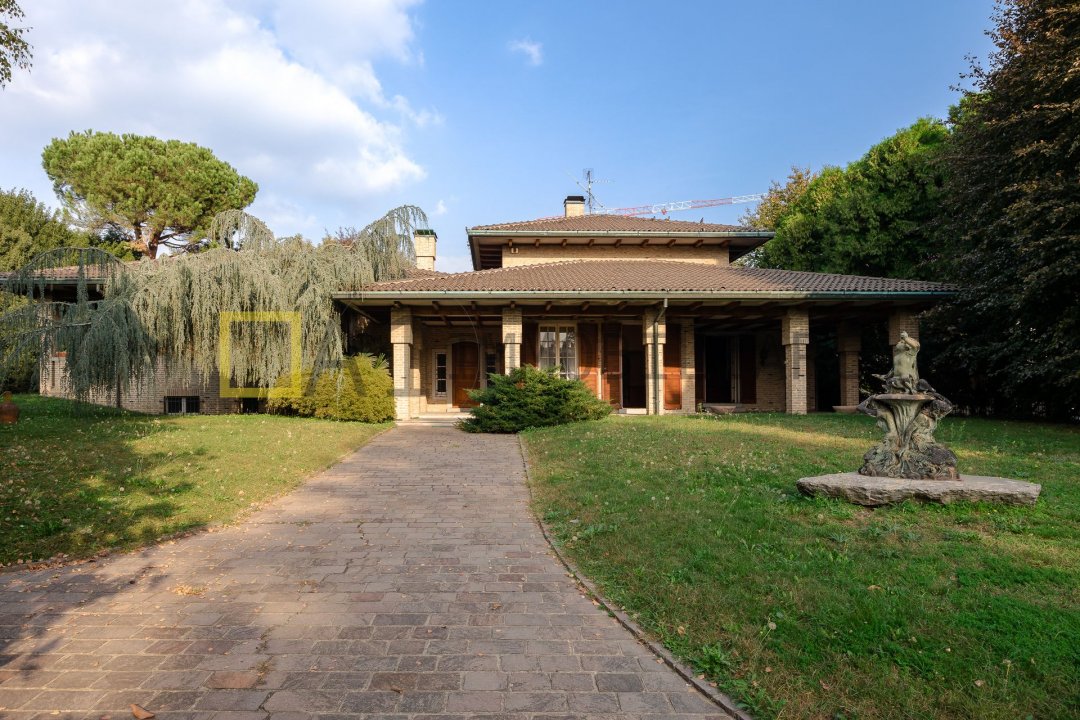 For sale villa in city Lentate sul Seveso Lombardia foto 8