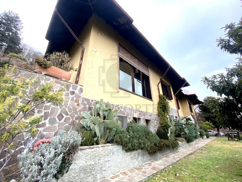Se vende villa in montaña Lesa Piemonte foto 37