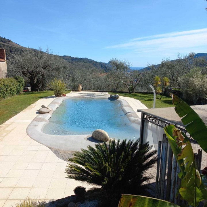 A vendre villa in zone tranquille Dolceacqua Liguria foto 6