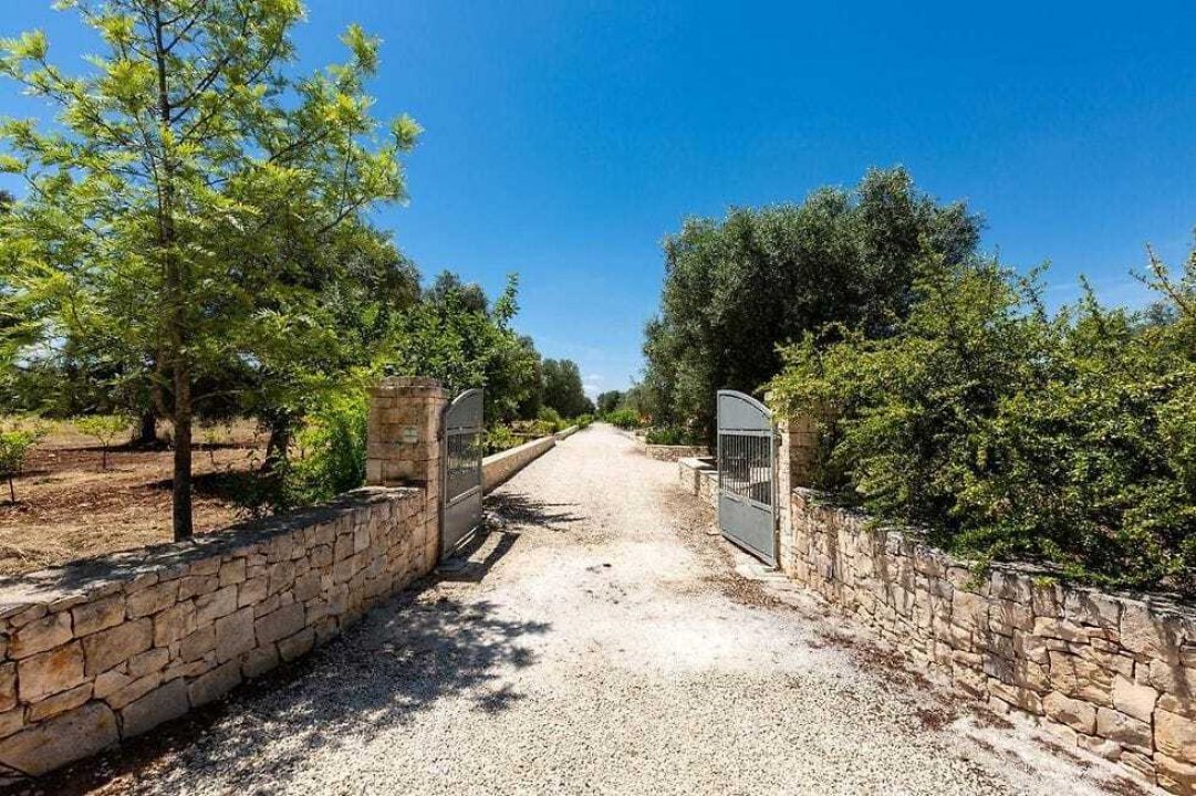 A vendre villa in zone tranquille San Michele Salentino Puglia foto 49