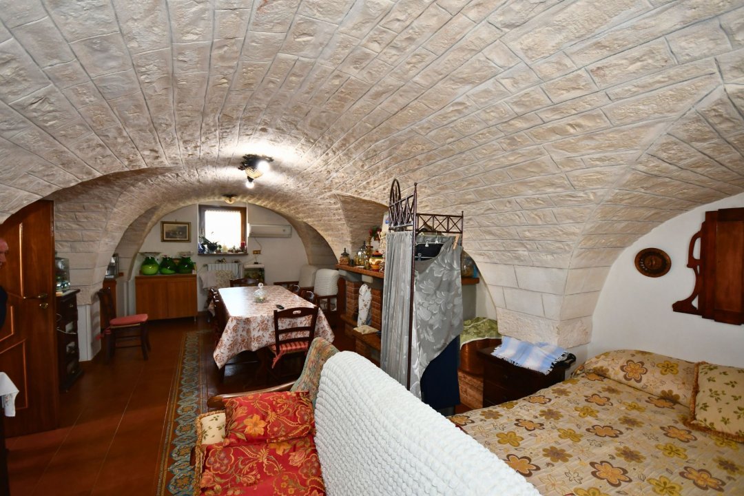 For sale apartment in city Cisternino Puglia foto 10