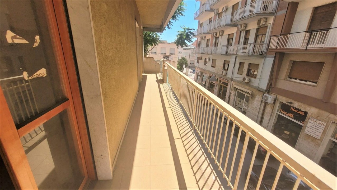 Se vende transacción inmobiliaria in ciudad Siracusa Sicilia foto 6