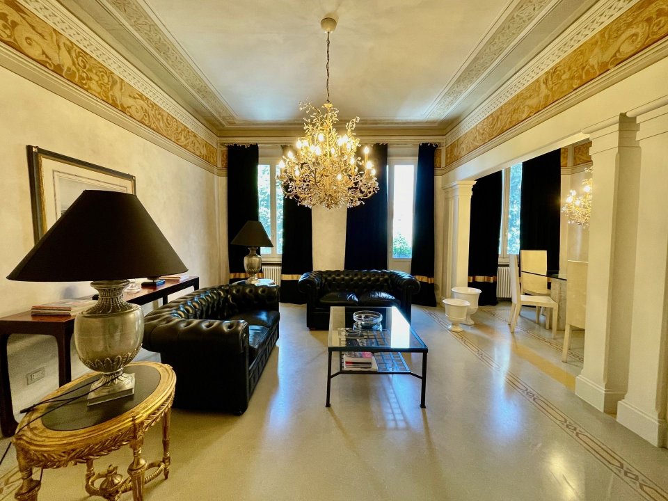 Se vende palacio in ciudad Mantova Lombardia foto 9