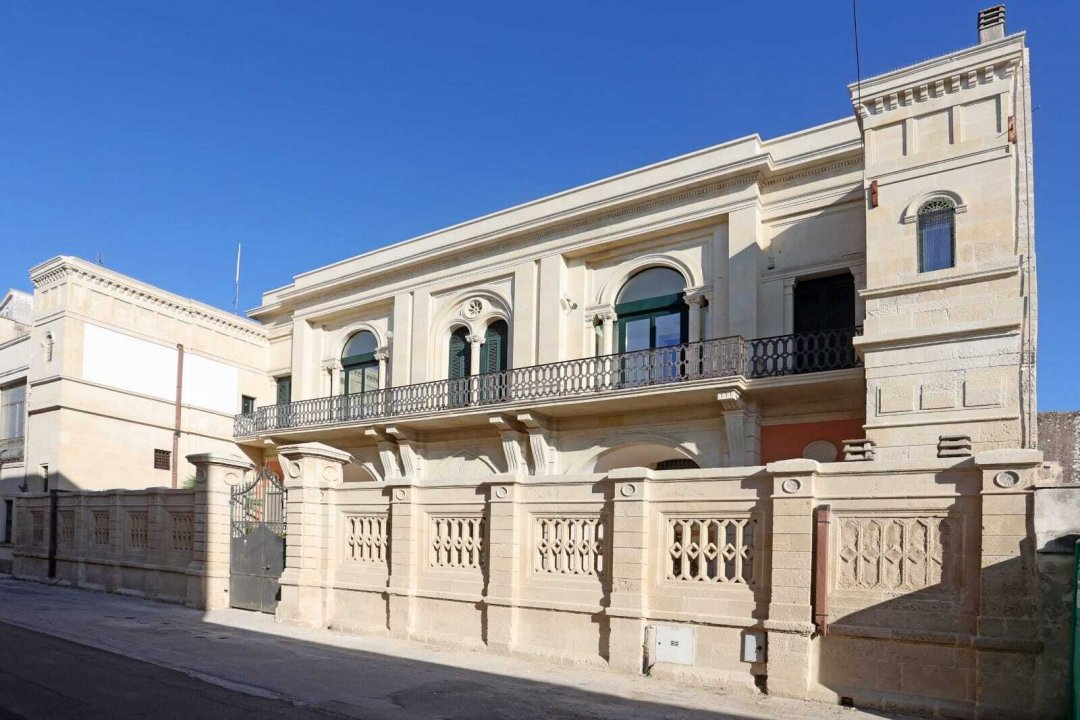 For sale palace in city Poggiardo Puglia foto 55