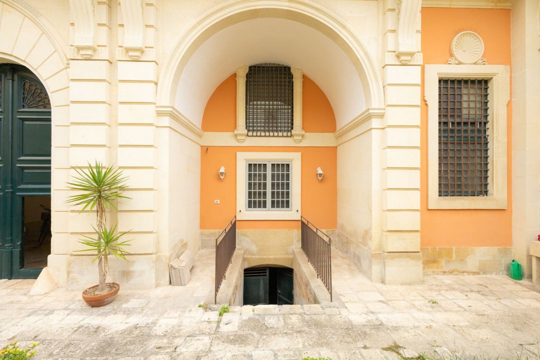 For sale palace in city Poggiardo Puglia foto 12