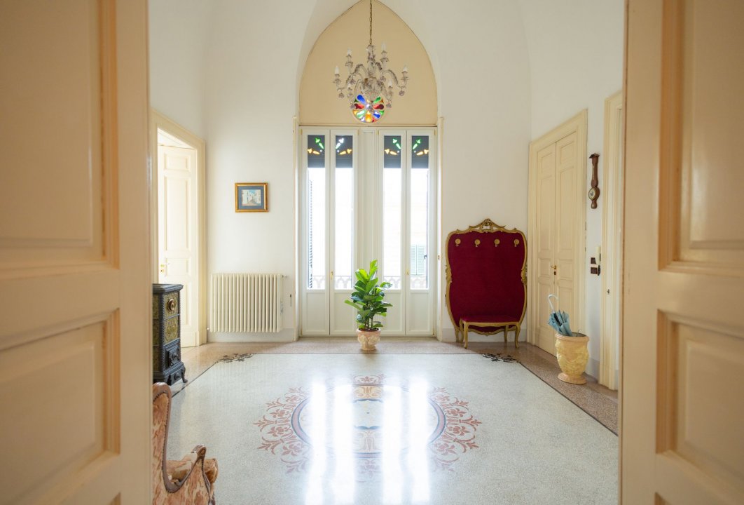 Para venda palácio in cidade Poggiardo Puglia foto 25