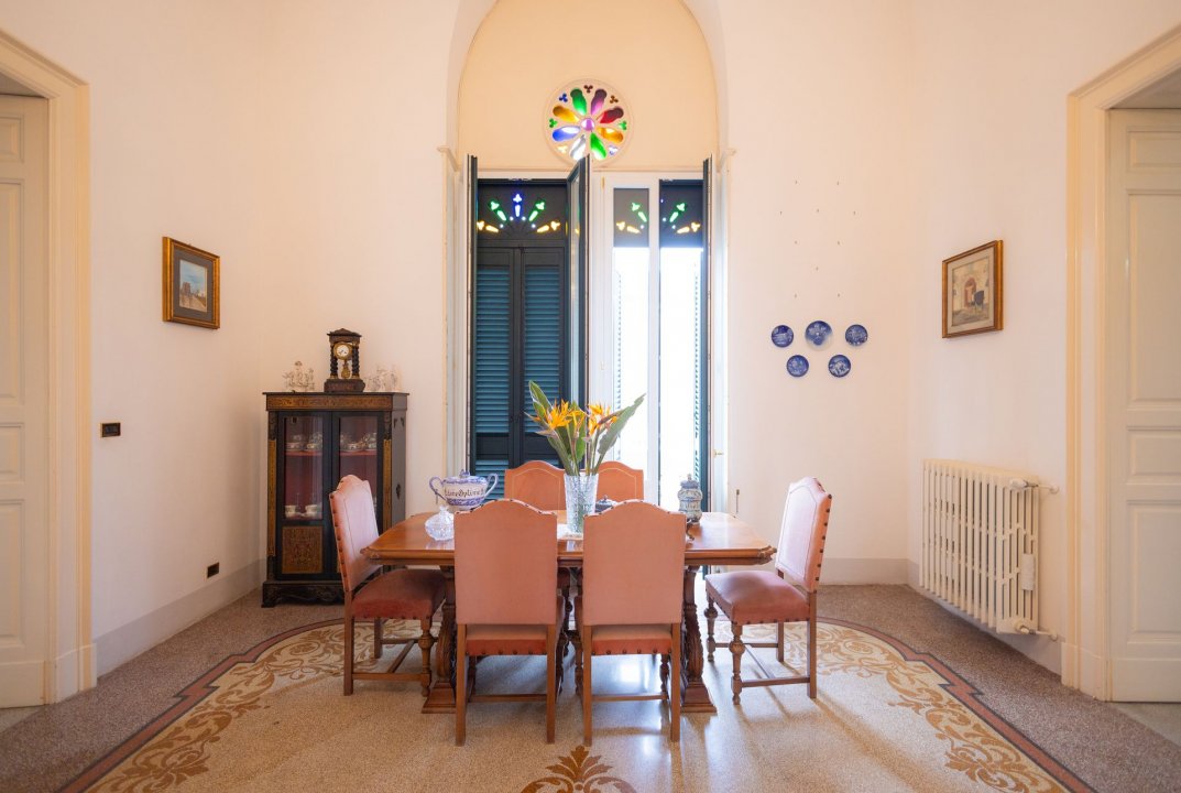 Para venda palácio in cidade Poggiardo Puglia foto 28