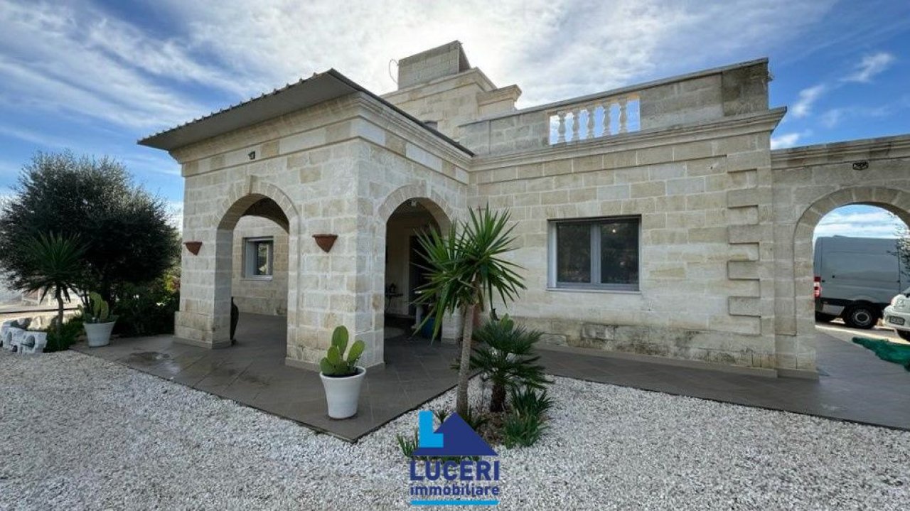 Se vende villa in zona tranquila Manduria Puglia foto 4