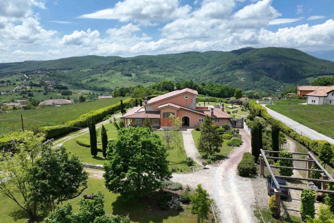 For sale villa in quiet zone Oratino Molise foto 1