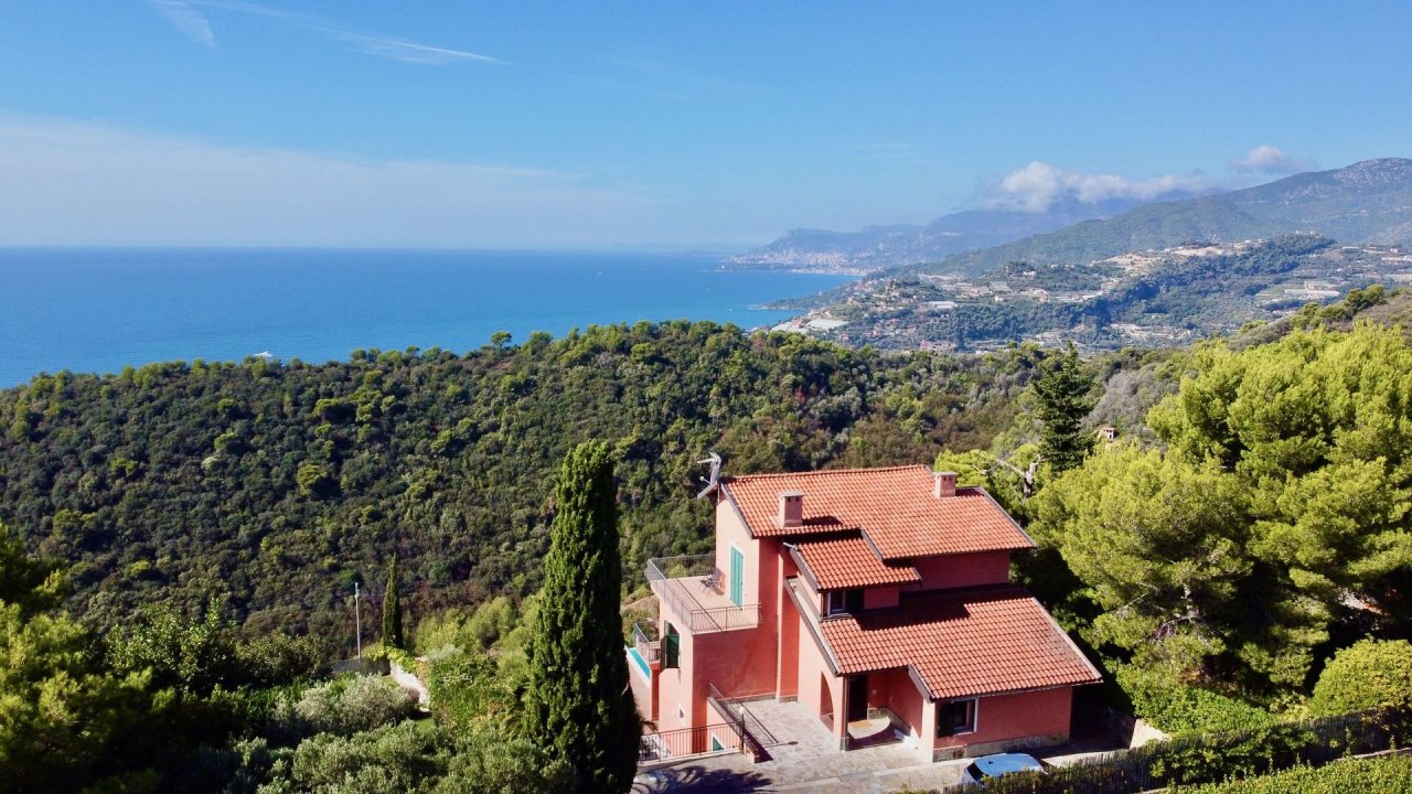 Zu verkaufen villa in ruhiges gebiet Bordighera Liguria foto 1